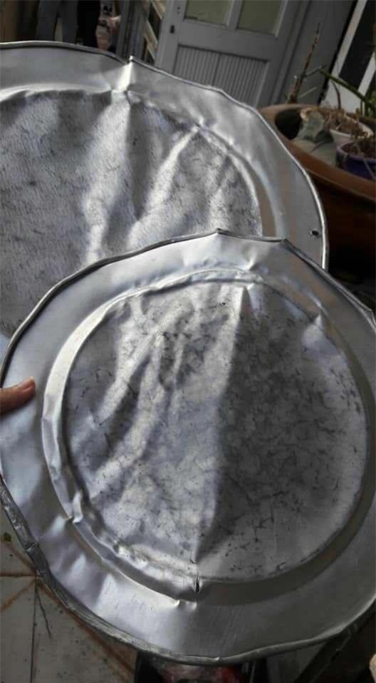 Cư dân mạng kiểm kê thiệt hại về xoong chảo sau đêm ăn mừng chiến thắng của U23 Việt Nam - Ảnh 3.