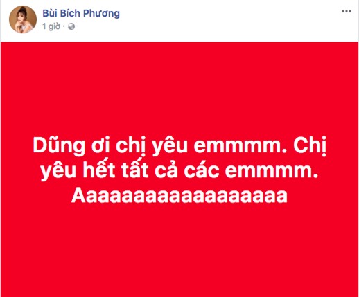 Bích Phương thể hiện tình cảm với các cầu thủ dữ dội thế này đây. - Tin sao Viet - Tin tuc sao Viet - Scandal sao Viet - Tin tuc cua Sao - Tin cua Sao