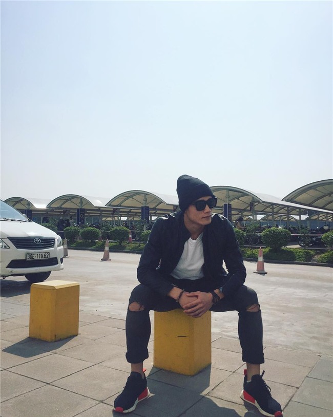 Ảnh hồi bé của Bùi Tiến Dũng: Dành cả thanh xuân để pose 1 dáng chụp hình!