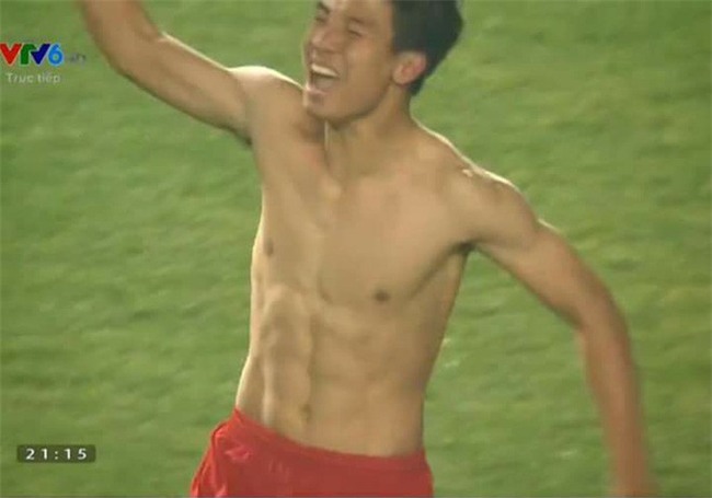 Nhìn lại tâm thư của Bùi Tiến Dũng: NHM, khi thắng tung hô, khi thua xin đừng chì chiết cầu thủ - Ảnh 1.