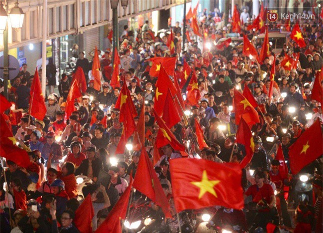 Nhìn lại tâm thư của Bùi Tiến Dũng: NHM, khi thắng tung hô, khi thua xin đừng chì chiết cầu thủ - Ảnh 4.