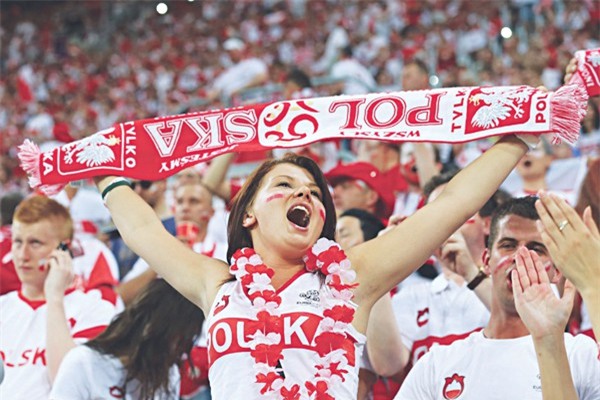 ThS. Phan Nguyễn Khánh Đan: Kỳ diệu bóng đá với sức khỏe con người-1