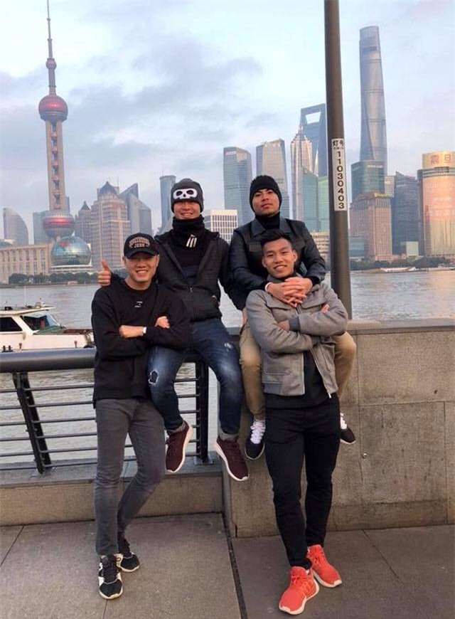 Trao luu che anh, bat chuoc dang an mung cua Van Thanh U23 Viet Nam hinh anh 12