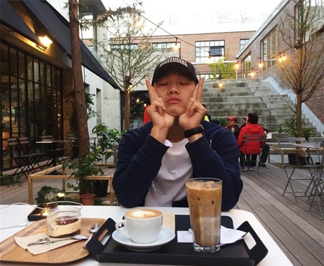 Không phải oppa Hàn Quốc nào đâu, đội trưởng Xuân Trường của U23 Việt Nam đấy! - Ảnh 11.