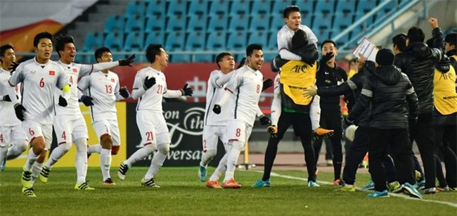 bao a rap kham phuc, khen u23 viet nam bat khuat hinh anh 1