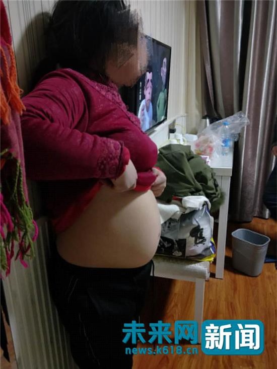 Bị thầy giám thị cưỡng bức suốt 2 năm, cô bé 11 tuổi vẫn cắn răng chịu đựng cho đến khi bụng bầu 5 tháng - Ảnh 2.