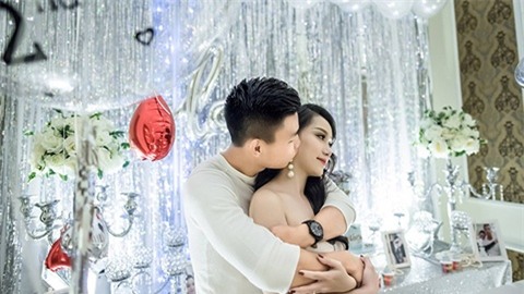 Vân Hugo , MC Vân Hugo , hậu vệ Văn Thanh