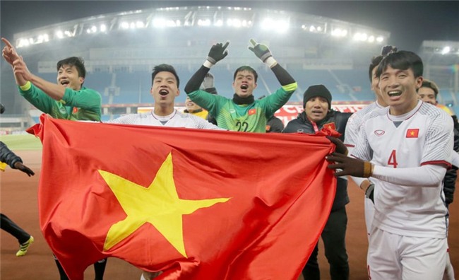 Clip: Trước thềm chung kết giữa U23 Việt Nam và U23 Uzbekistan, hãy xem dàn Táo Quân dự đoán tỉ số cực hài hước! - Ảnh 2.