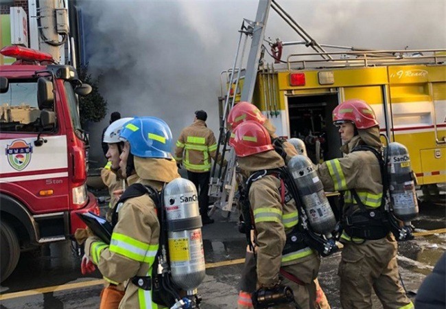 Nóng: Cháy lớn tại một bệnh viện Hàn Quốc, ít nhất 33 người thiệt mạng - Ảnh 2.