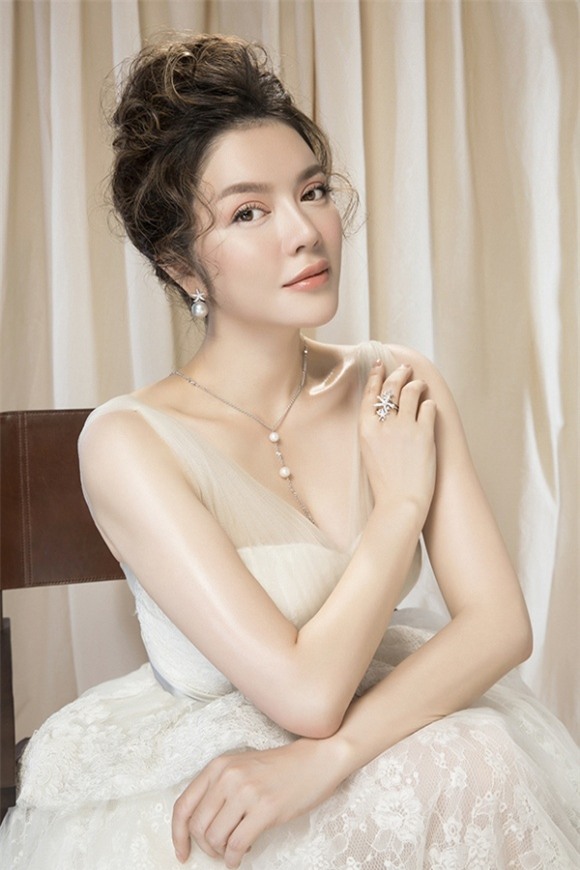 Lý Nhã Kỳ, cô dâu Lý Nhã Kỳ, diễn viên Lý Nhã Kỳ