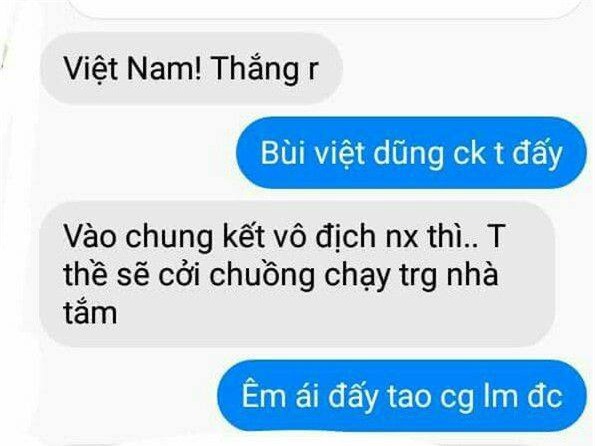 Khi các nàng không biết gì về bóng đá nhưng cũng muốn bon chen cổ vũ theo phong trào, kết quả sẽ gây cười thế này đây - Ảnh 10.