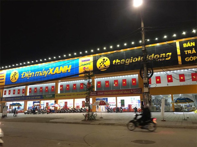 Một không khí rất khác trước ngày diễn ra trận chung kết U23 Châu Á: Màu cờ sắc áo đã tràn ngập khắp phố phường! - Ảnh 10.