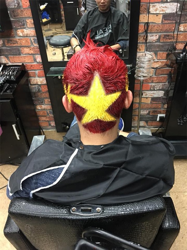 Một không khí rất khác trước ngày diễn ra trận chung kết U23 Châu Á: Màu cờ sắc áo đã tràn ngập khắp phố phường! - Ảnh 18.