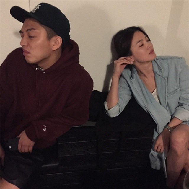 Nghịch lý Song Hye Kyo: Ăn vận kiểu cách thì “sến” nhưng luộm thuộm chút lại chất đừng hỏi - Ảnh 11.