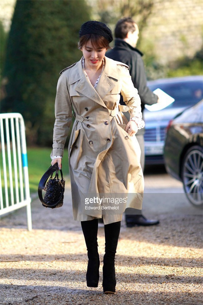 Nghịch lý Song Hye Kyo: Ăn vận kiểu cách thì “sến” nhưng luộm thuộm chút lại chất đừng hỏi - Ảnh 8.