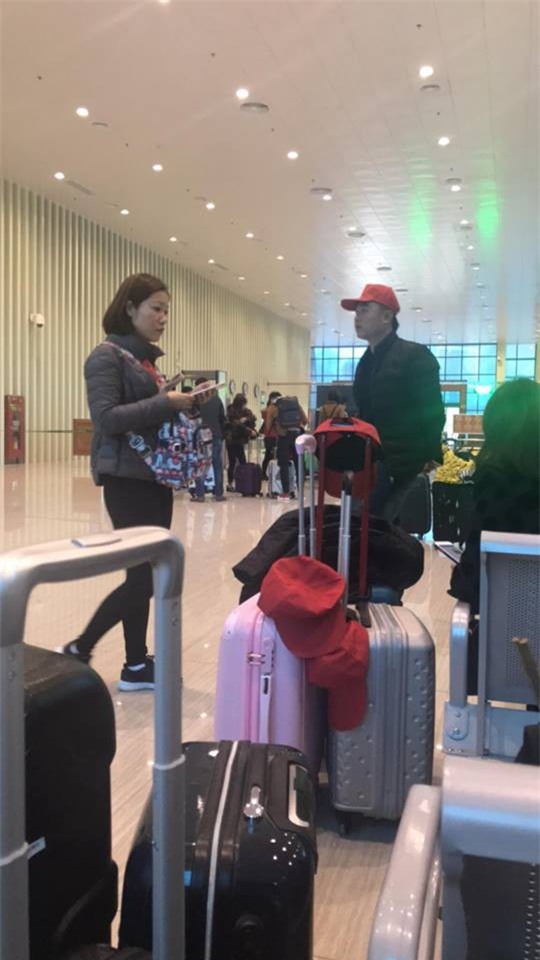 Cổ động viên Việt Nam lỡ hẹn chung kết U23 vì tuyết phủ trắng Thường Châu, nhiều chuyến bay bị huỷ - Ảnh 2.