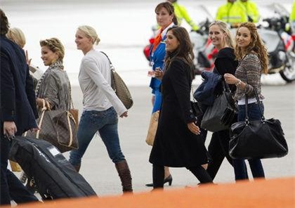 "chuyen ay" cua cac cau thu bong da duoi goc nhin y hoc - 3