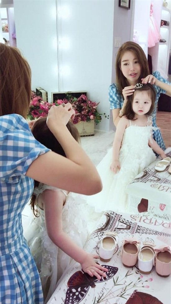 Mỹ Tâm, BTV Mai Ngọc, Bảo Anh, Hoài Anh, Cát Phượng