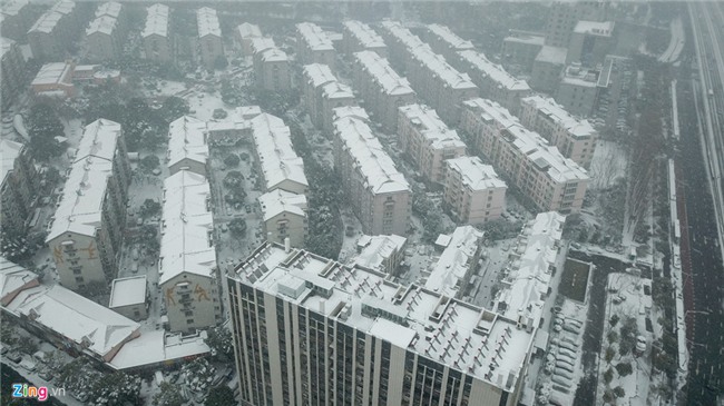 Tuyet phu kin san van dong dien ra tran chung ket U23 chau A hinh anh 18