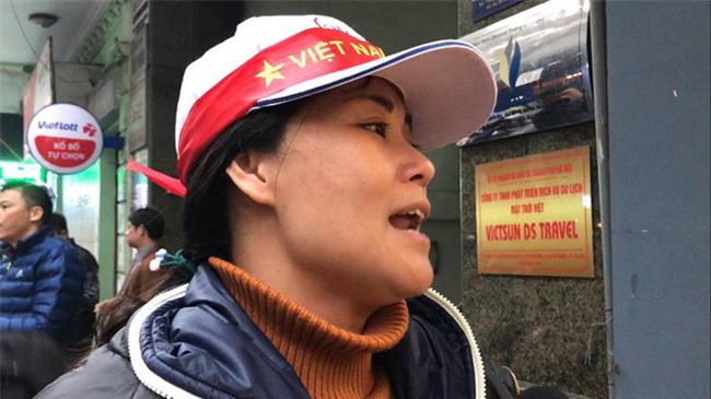 Vụ hành khách tố bị công ty du lịch bỏ rơi tại cửa khẩu: Sẽ đền bù thiệt hại cho khách hàng - Ảnh 2.