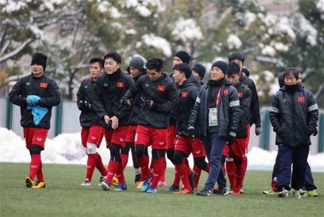 an the nay, tap the kia, bao sao chi can coi ao la u23 "chiem tron" trai tim chi em! - 7