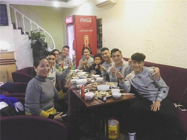 cac nang oi, da tau ao doi tien dung - duc chinh u23 de co vu doi nha chua? - 3