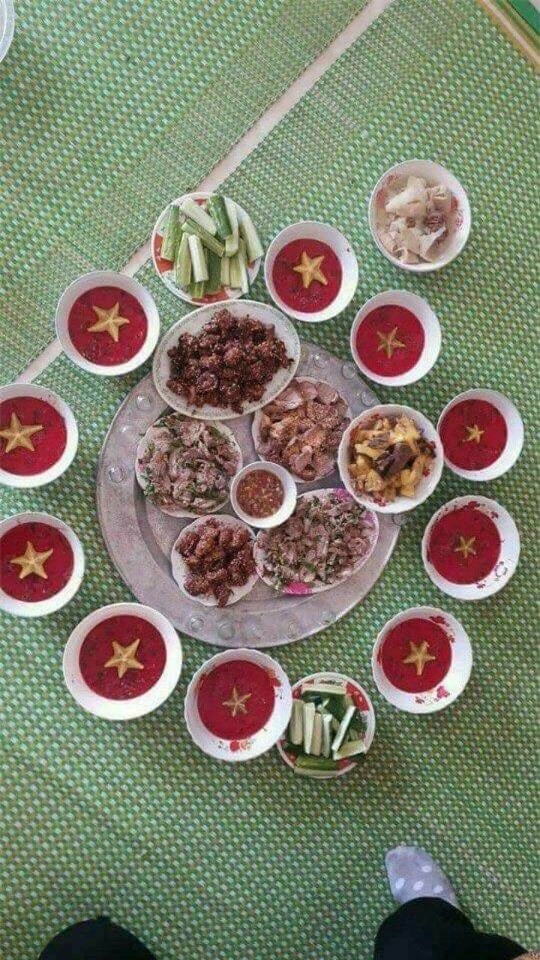 xem boi viet nam chien thang, co cuoi e am vi moi nguoi mai me xem da bong - 3