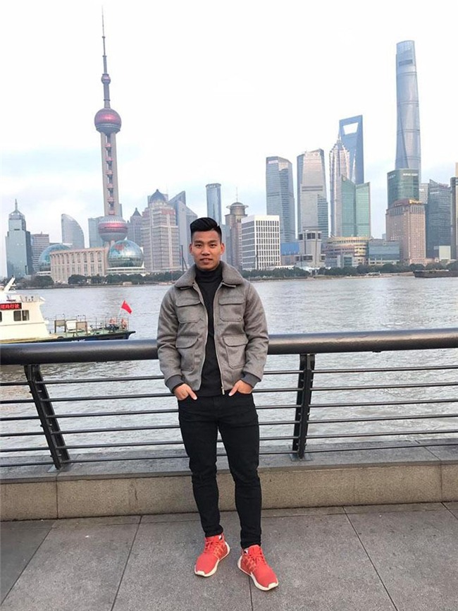 cau thu u23 viet nam, ai cung ngoi ngoi the nay, dau chi rieng bui tien dung! - 5