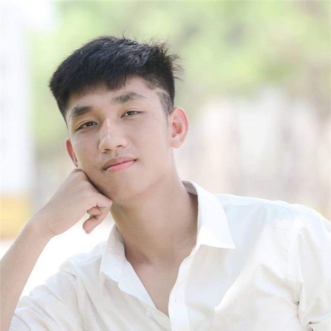 cau thu u23 viet nam, ai cung ngoi ngoi the nay, dau chi rieng bui tien dung! - 7