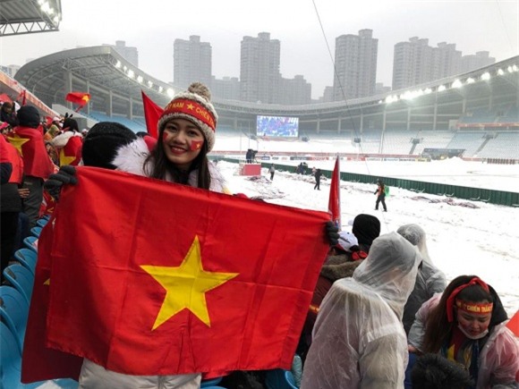 U23 Việt Nam, Thanh Thanh Tú, Á hậu Thanh Tú