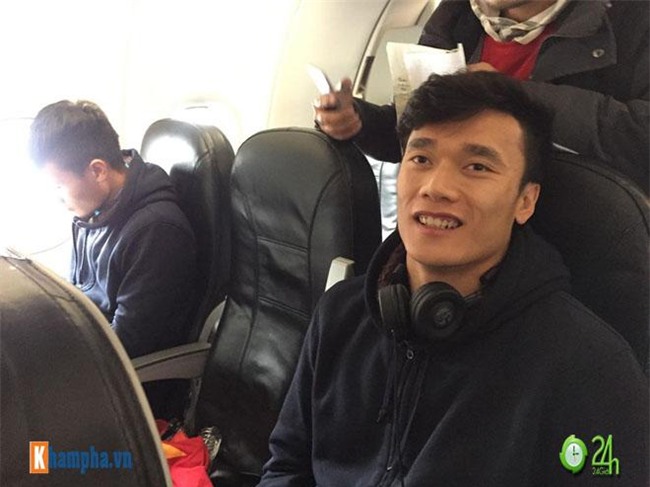 truc tiep u23 viet nam ve nuoc: anh moi cua thay tro park hang-seo tren chuyen co ve noi bai - 3