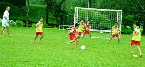 u23 viet nam gay sot voi loat anh thoi "ngo tau" khien nguoi ham mo vua buon cuoi, vua yeu - 13