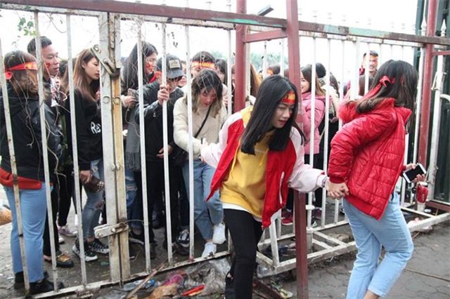 don u23 viet nam, svd my dinh dang “vo tran”, nguoi ham mo treo rao vi lo het ve - 1