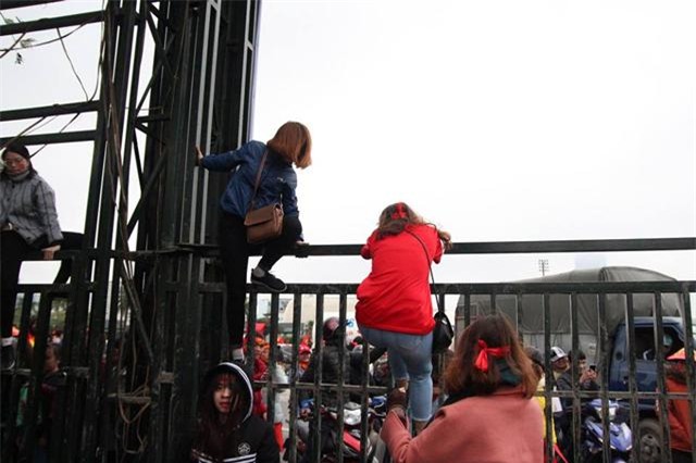 don u23 viet nam, svd my dinh dang “vo tran”, nguoi ham mo treo rao vi lo het ve - 6