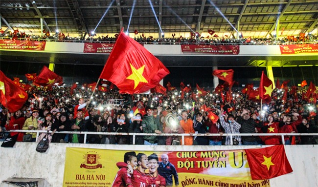 nhin lai nhung hinh anh an tuong trong dem vinh danh doi tuyen u23 viet nam hinh anh 4