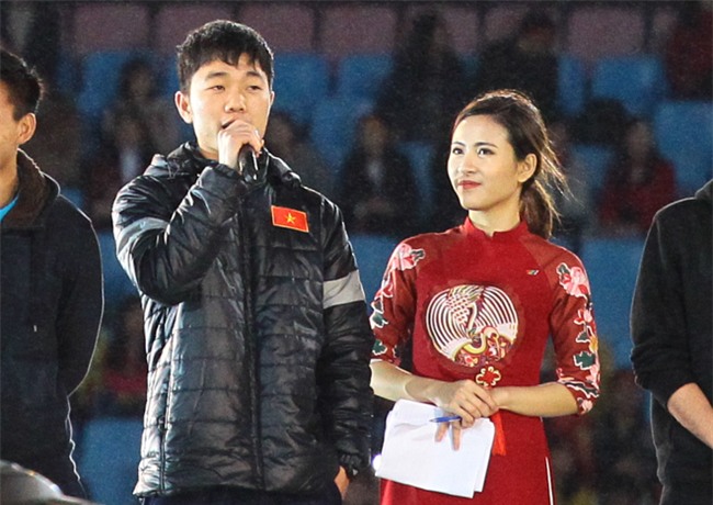 nhin lai nhung hinh anh an tuong trong dem vinh danh doi tuyen u23 viet nam hinh anh 6