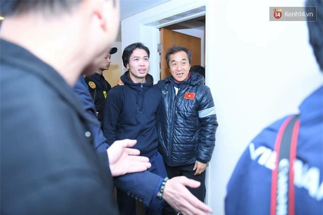 Những khoảnh khắc "không góc chết" của dàn cầu thủ cực phẩm U23 trong Gala vinh danh - Ảnh 5.