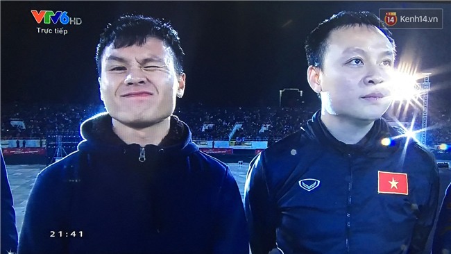 Những khoảnh khắc không góc chết của dàn cầu thủ cực phẩm U23 trong Gala vinh danh - Ảnh 9.