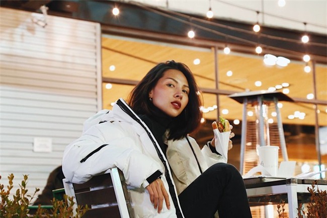 Dàn mẫu Việt tức giận, bênh vực Lại Thanh Hương trước ồn ào diện bikini đi đón tuyển U23 - Tin sao Viet - Tin tuc sao Viet - Scandal sao Viet - Tin tuc cua Sao - Tin cua Sao