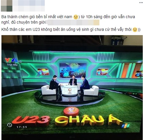 Các chàng trai U23 Việt Nam ăn gì trên xe bus khi bị người hâm mộ bao vây suốt 6 tiếng?-1