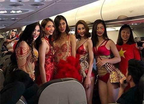 gay "day song" du luan vi mac bikini phan cam truoc doi tuyen u23, lai thanh huong noi gi? - 1