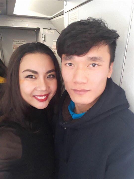 gay "day song" du luan vi mac bikini phan cam truoc doi tuyen u23, lai thanh huong noi gi? - 5