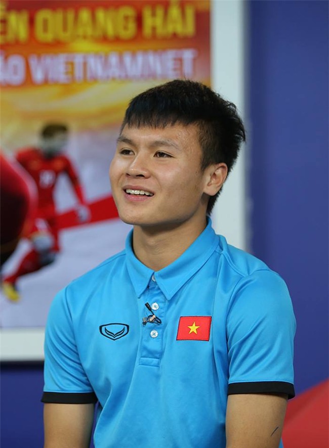 Nói không với bóc phốt, Quang Hải vẫn kể ngon lành loạt tật xấu của Đức Chinh trên sóng trực tiếp-3