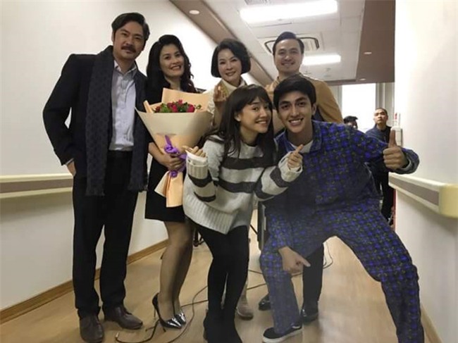 Nhã Phương lặng lẽ về nước sau màn cầu hôn ồn ào của Trường Giang-1