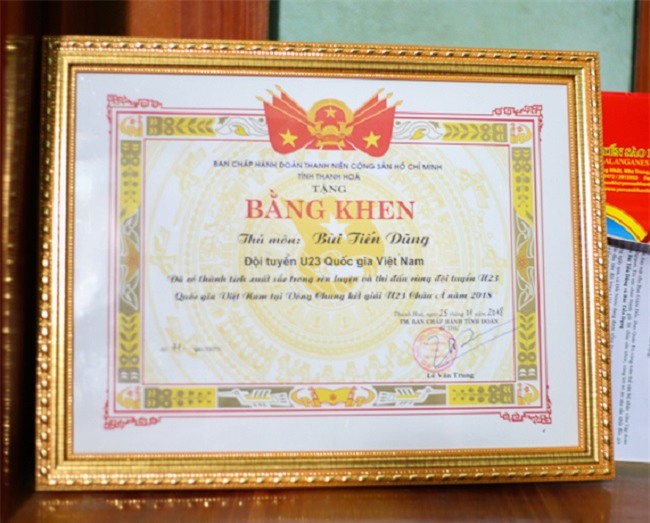 tam su cua bo thu mon bui tien dung: “9 thang tuoi no da me da bong” hinh anh 11