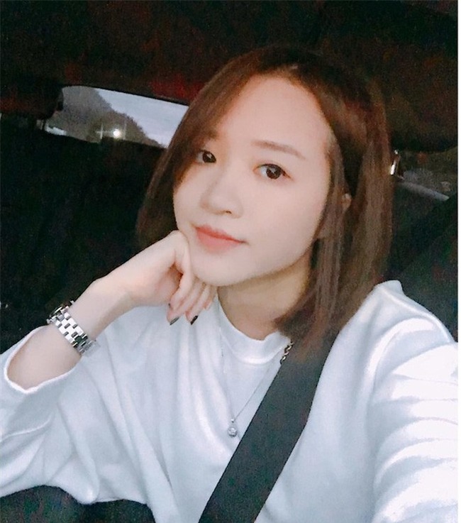 Không bao giờ đánh son đỏ, người yêu tin đồn của Xuân Trường chỉ trung thành với 2 màu son này - Ảnh 4.