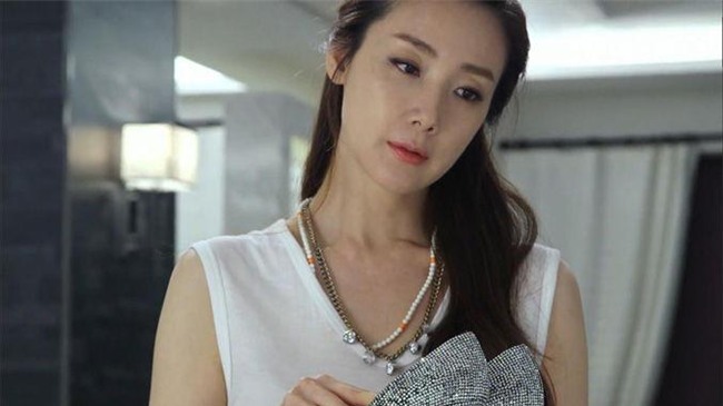 bi ca nha chong ghet chi vi cai “toi” lam ra lam tien - 3