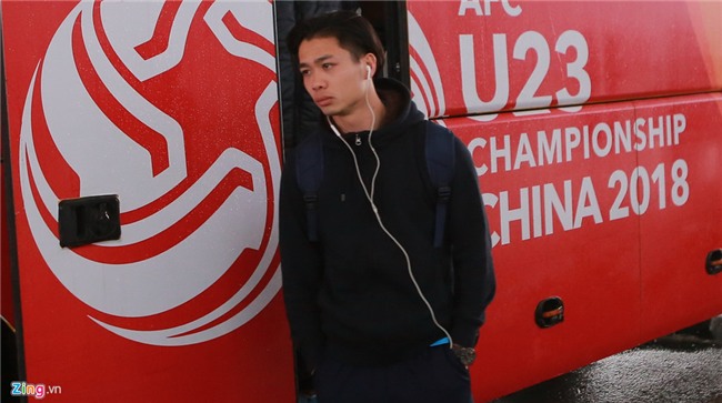 Ngô Kiến Huy gửi tâm thư cho Công Phượng: Cả thế giới quay lưng với cậu, tôi thì không-1