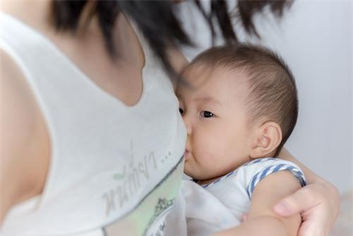 be bi noi man do khap nguoi nhung khong sot can dieu tri the nao? - 5