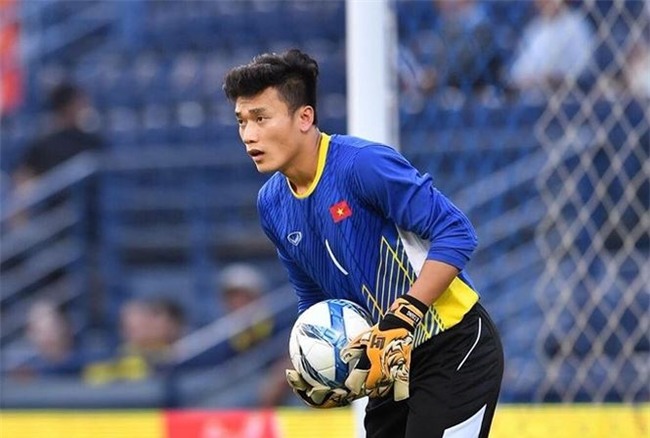 Người chồng quốc dân Bùi Tiến Dũng được nghệ sĩ Lê Giang nhận làm con rể, định ngày cưới hỏi-2